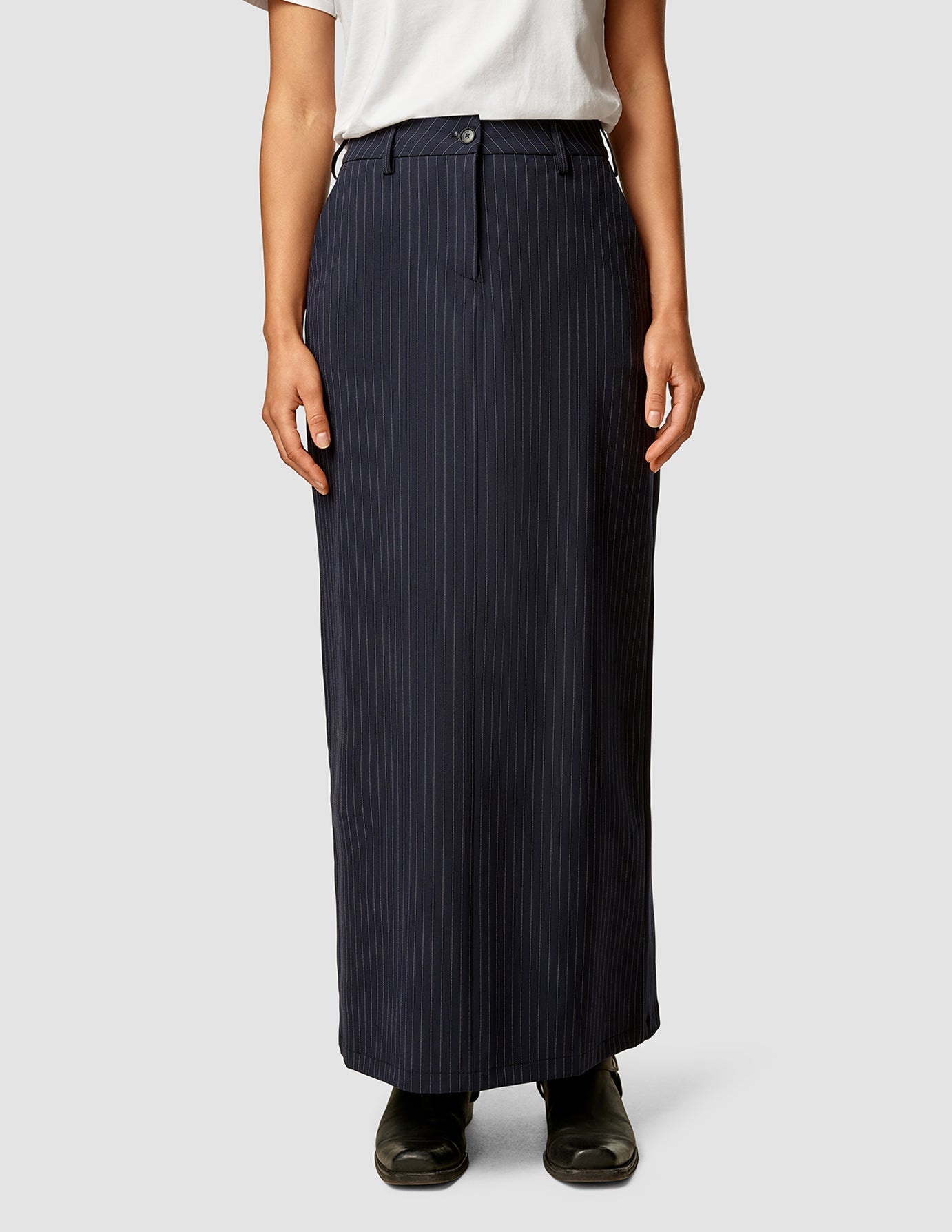 Skirt_NavyPinstripe_1_38fe18f3-b504-47db-b135-b4424096f50f.jpg Essential Maxi Skirt Navy Pinstripe